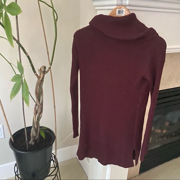 URBAN HERITAGE Maroon Cable Knit Turtleneck Sweater Dress - Picture 3 of 4